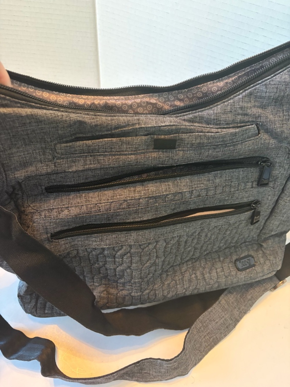 Lug Camper crossbody bag - Picture 9 of 9